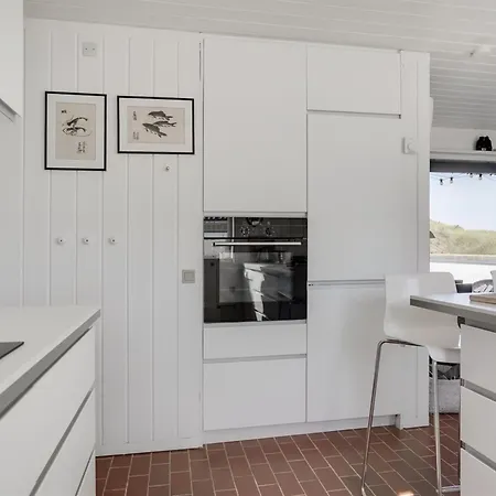 Marjon - 400m From The Sea By Interhome